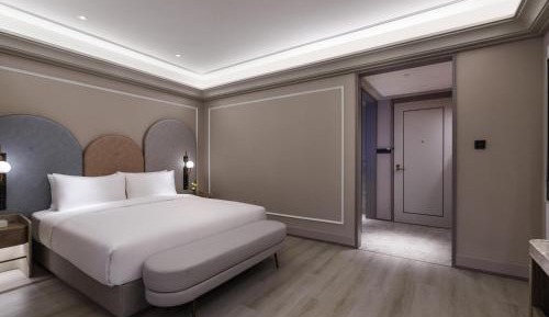 Superior Queen Room