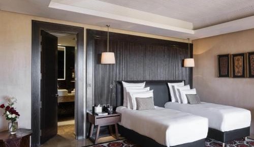 Deluxe Twin Room with Mountain View