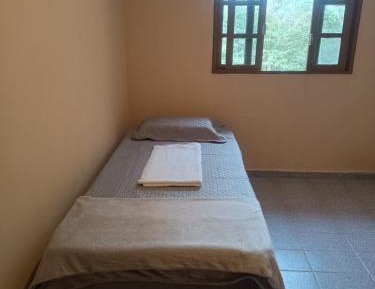 Single Room with Shared Bathroom