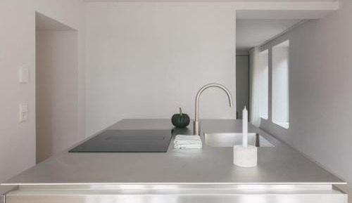 Studio Apartment with One Double Bed