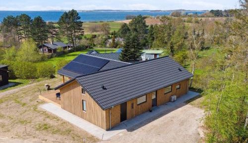 Four-Bedroom Vacation Home