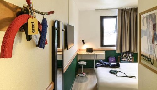 Chambre PURE avec un lit double