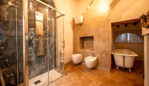 Double Room with Spa Bath