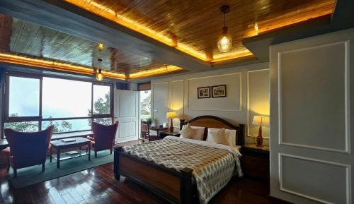 Double Room with Mountain View