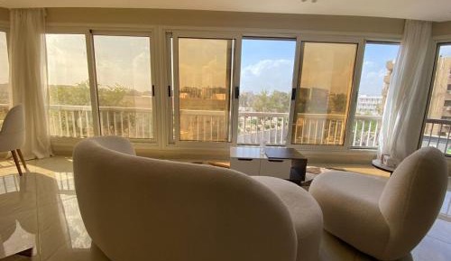 Superior Apartment with City View