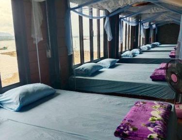 Bed in 10-Bed Mixed Dormitory Room