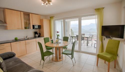 One-Bedroom Apartment with Terrace