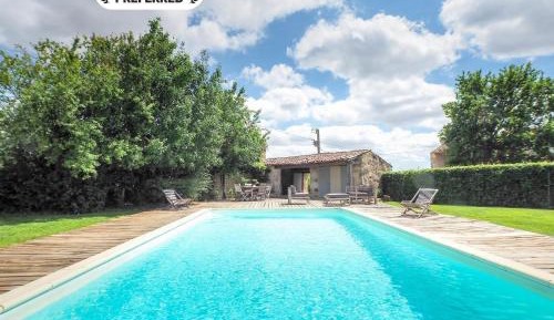 Three-Bedroom Vacation Home 