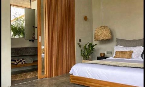 Deluxe Double Room with Side Sea View