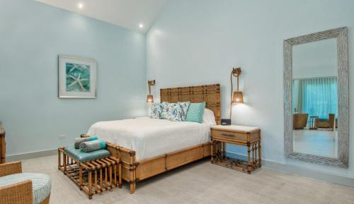 Deluxe Suite with Sea View