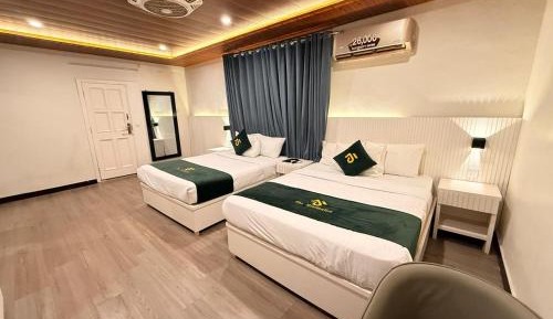 Premium Quadruple Room