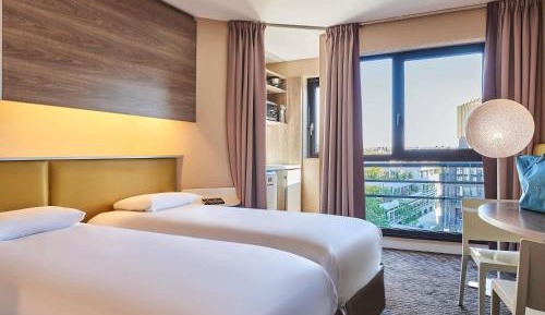 Apartment with Two Single Beds