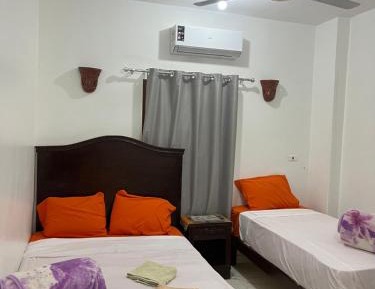Deluxe Room (2 Adults + 1 Child)