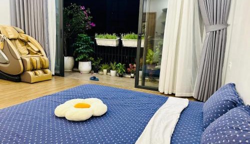 King Room with Balcony