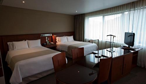 Double Suite with 2 Separate Beds