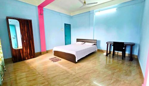 Superior One-Bedroom Apartment with Balcony