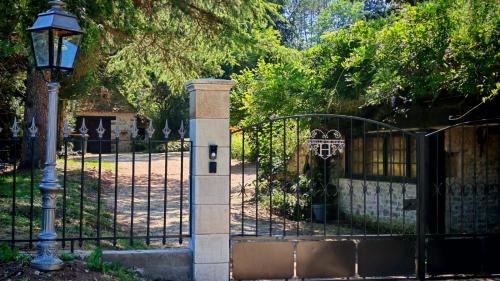 Double or Twin Room with Private Bathroom