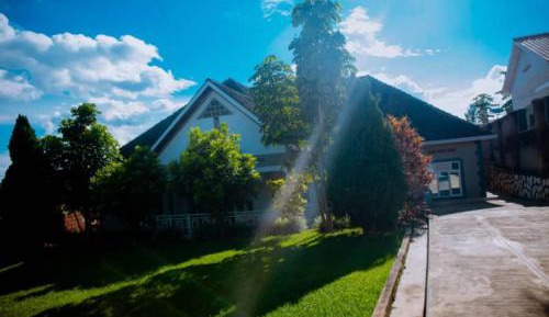 Four-Bedroom Vacation Home