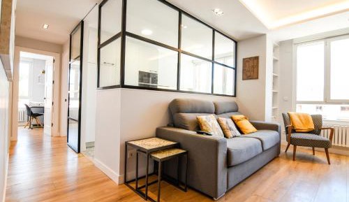 Two-Bedroom Deluxe Apartment