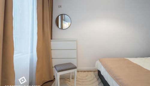 One-Bedroom Family Apartment