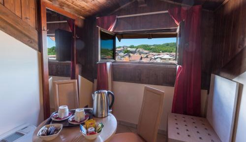 Deluxe Double or Twin Room with City View