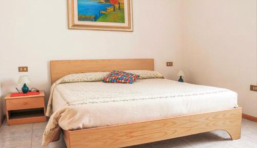 Superior One-Bedroom Apartment