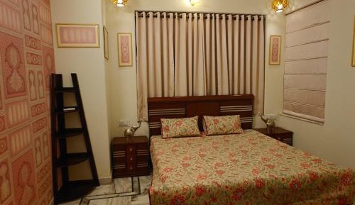 Double Room with Private Bathroom