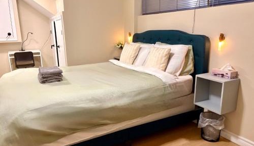 Queen Room with Garden View