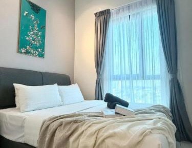 Three-Bedroom Premium Apartment with Balcony