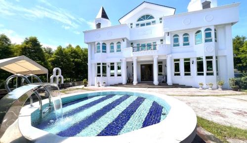 Villa with Private Pool