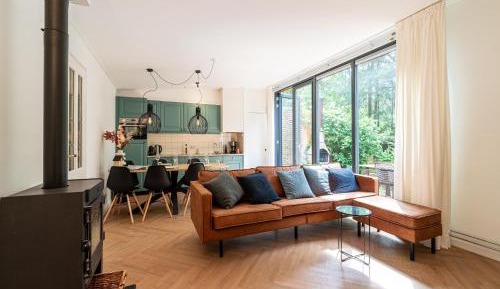 Six-Bedroom Holiday Home