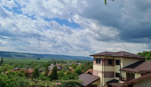 Villa with Garden View