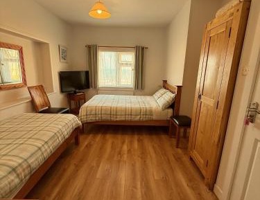 Family Room with Side Sea View