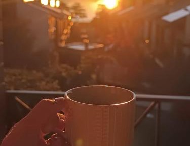 Apartment with Lake View