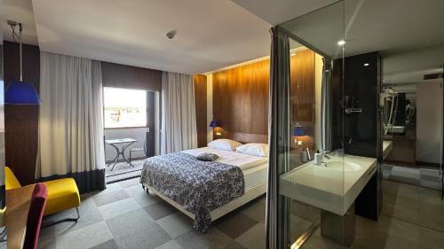 Double Room with Balcony - Side Sea View