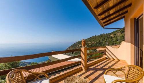 Superior One-Bedroom Apartment