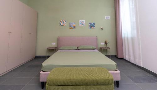 One-Bedroom Deluxe Apartment