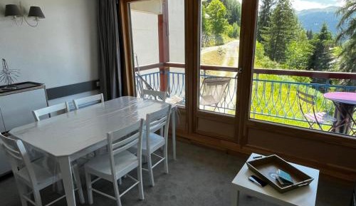 Apartment (6 Adults)