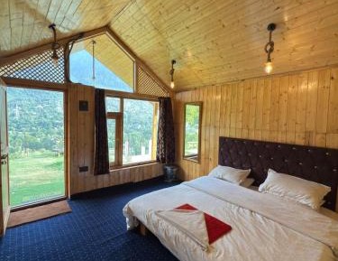 King Room with Mountain View