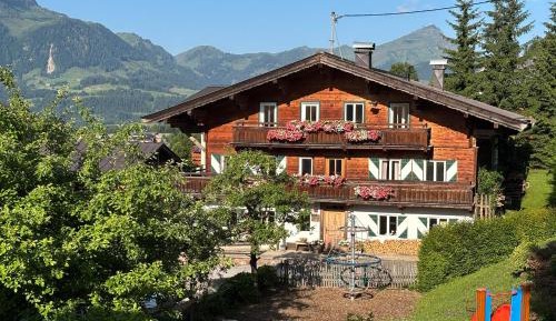 Apartment with Shower