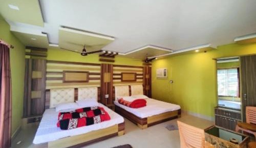 Deluxe Quadruple Room