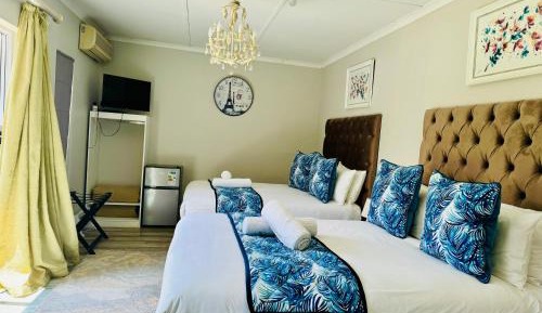 Queen Room with Two Queen Beds