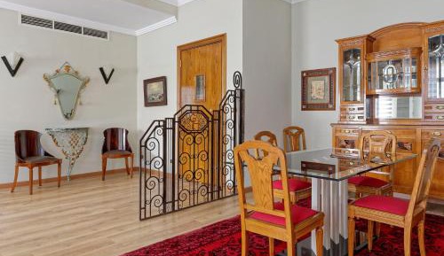 Two-Bedroom Deluxe Apartment