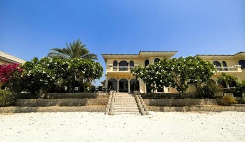 Villa - Beach Front