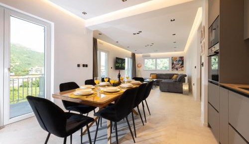 Three-Bedroom Apartment with Sea View