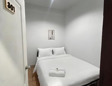 Double Room with Shared Bathroom