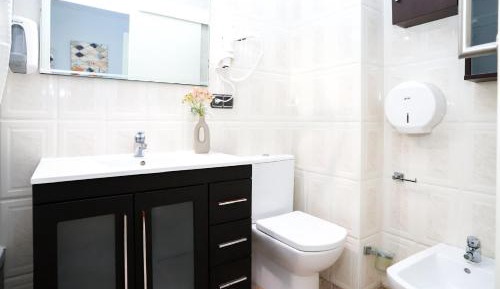 Twin Room with Extra Bed