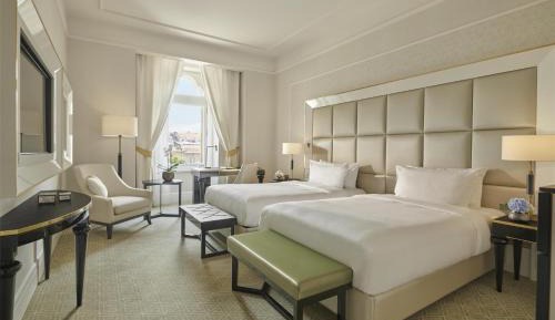 Deluxe Twin Room with City View