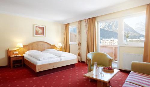 Comfort Double Room with Mountain View