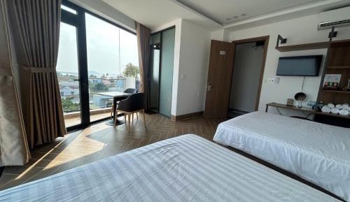 Quadruple Room with Balcony